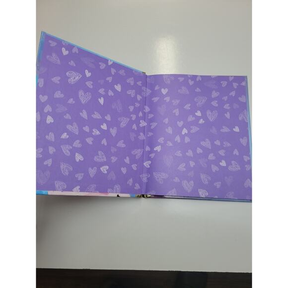 Taylor Swift Ultimate Fan Edition Little Golden Book Biography & 22 Bonus Pages - Picture 5 of 7